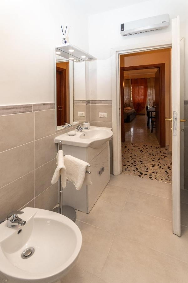 G&C'S Apartment Рим Экстерьер фото